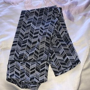 Quarter length nigh wasted yoga pants